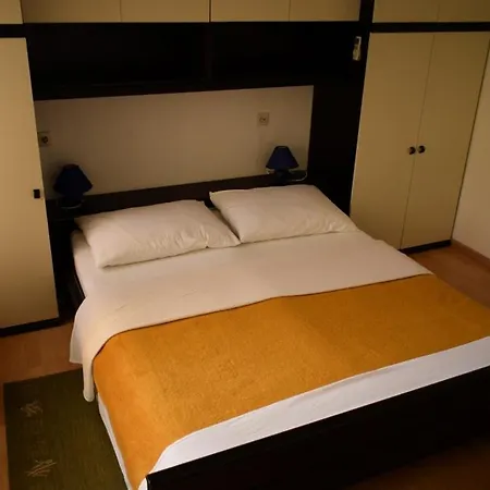 In With Balcony, Air Conditioning, Wifi 4826-1